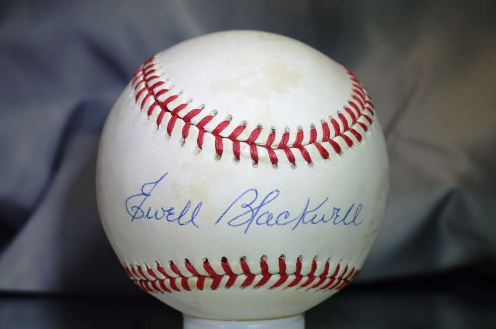 Ewell Blackwell Psa/dna Signed National League Baseball  Authenticated Autograph