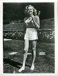 Betty Grable Jsa Signed 7x9 Photo Authenticated Autograph