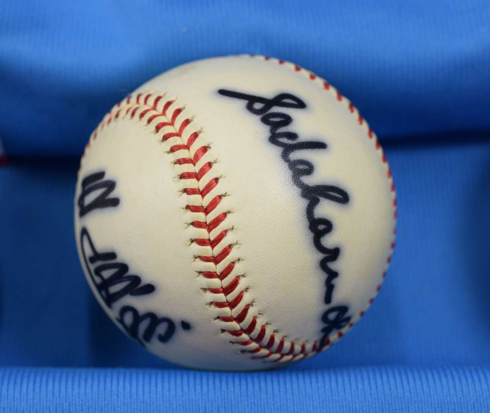 Sadaharu Oh Psa Dna Coa Autograph Vintage 1970`s Hand Signed Baseball