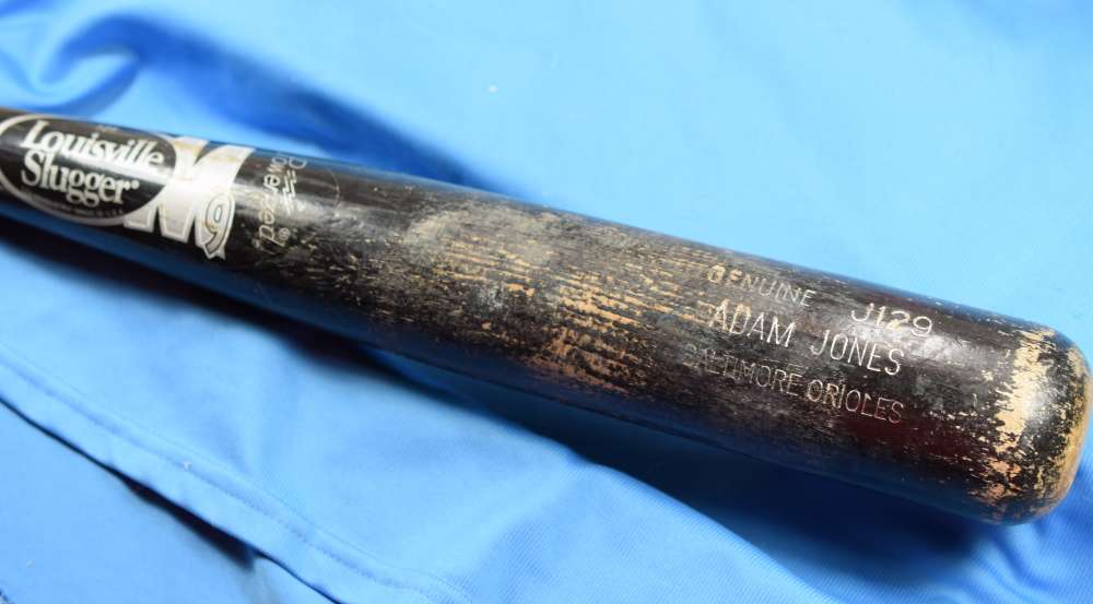 Adam Jones 2013 Louisville Slugger Game Used Bat