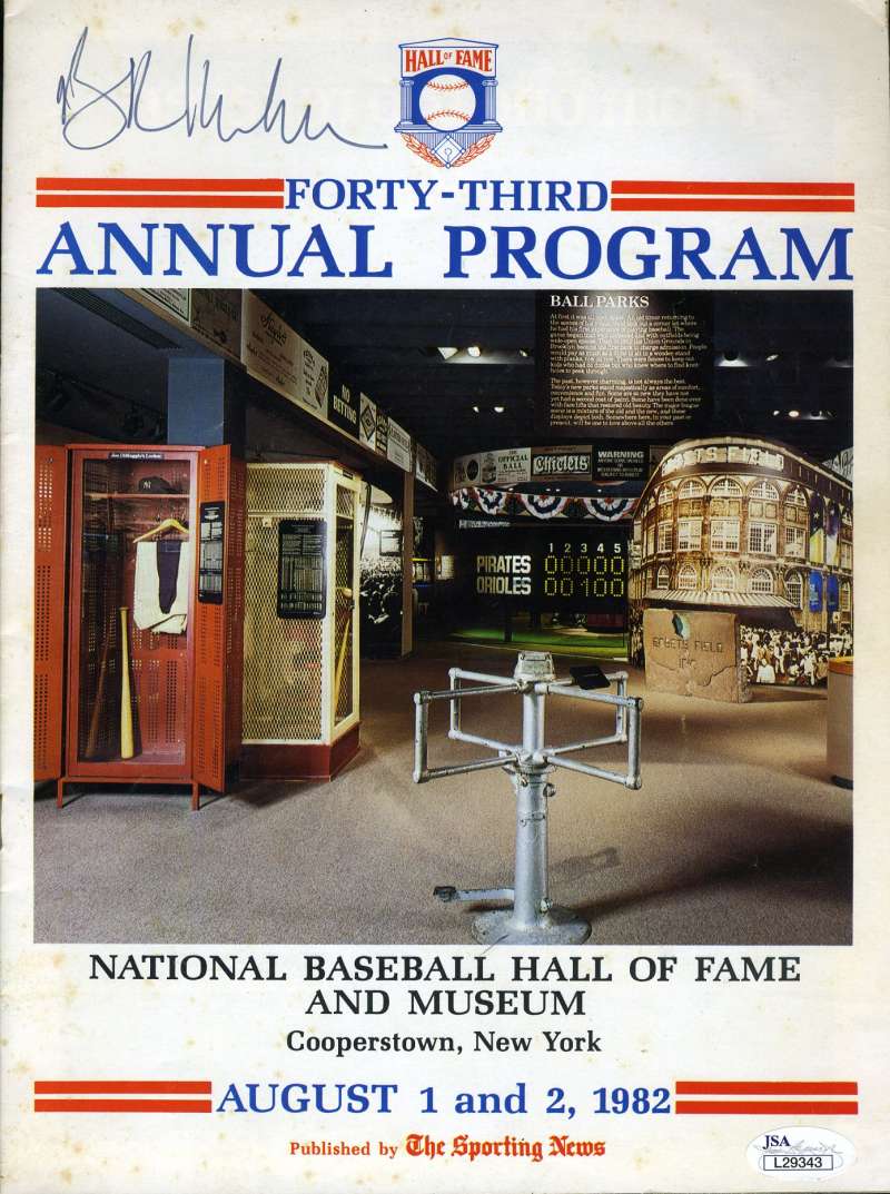 Bowie Kuhn JSA Coa Autograph Hand Signed 1982 Hall Of Fame Program