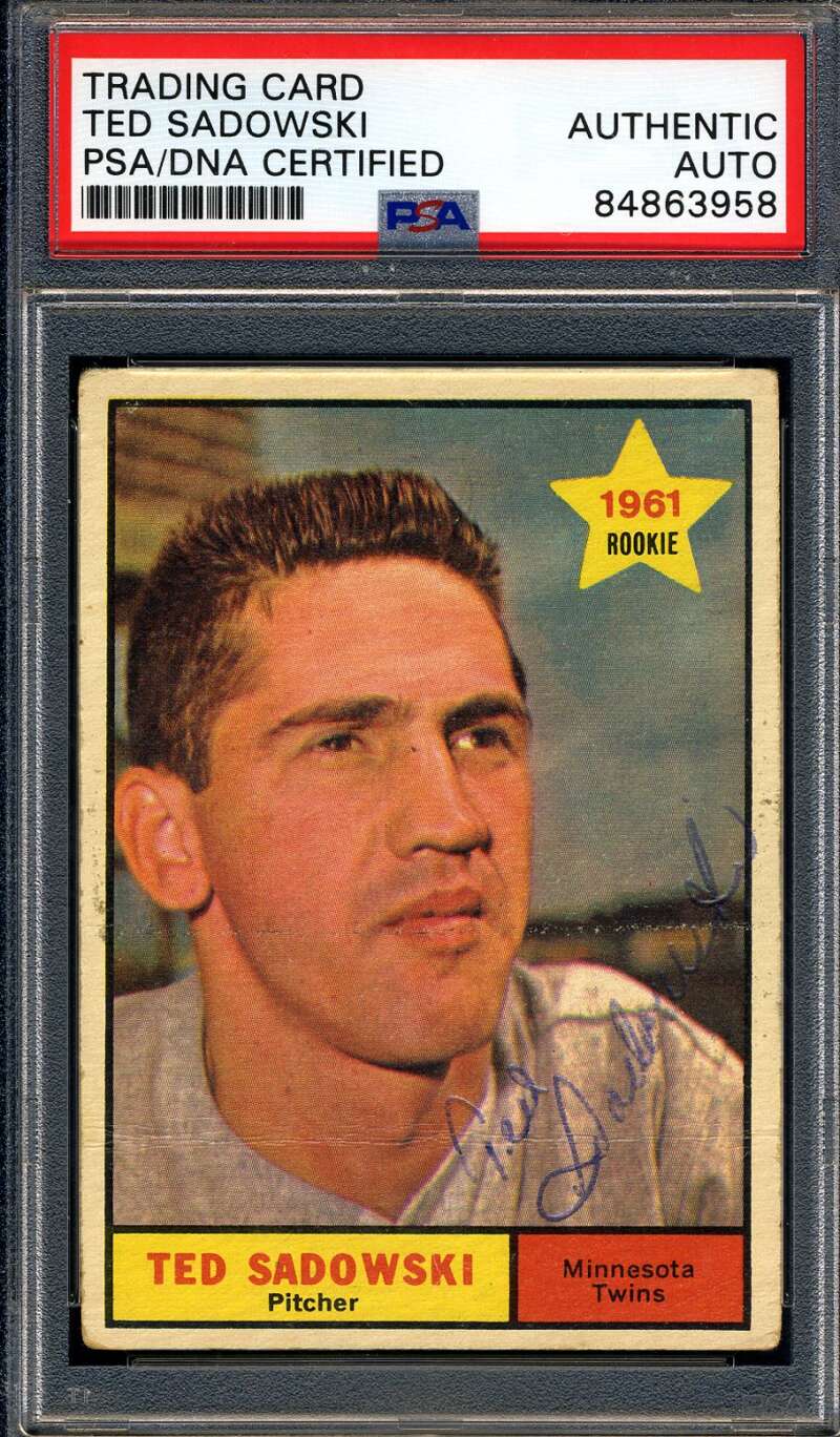 Ted Sadowski PSA DNA Signed 1961 Topps Rookie Autograph