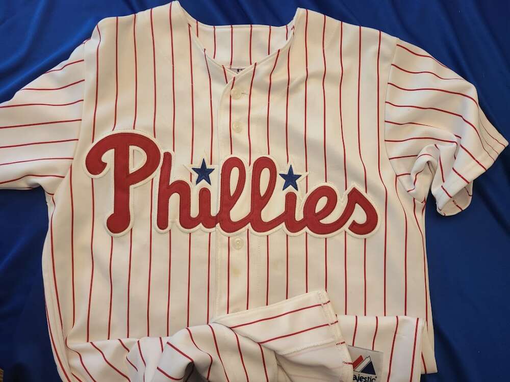 Chase Utley JSA Coa Autograph Phillies Signed Jersey