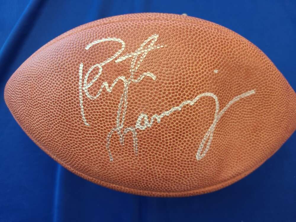 PEYTON MANNING PSA DNA Coa Signed  Wilson Game Football