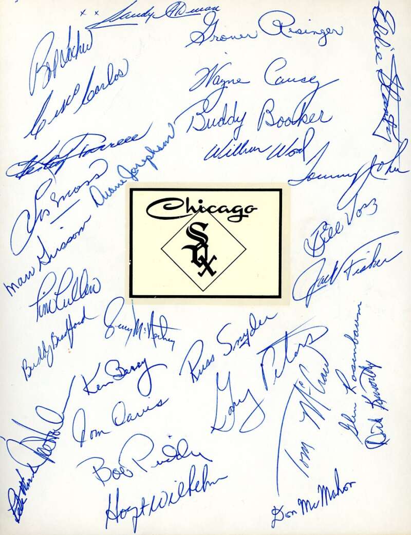 1968 White Sox 8x10 Team Sheet Signed By 30 Hoyt Wilhelm Sandy Alomar Tommy John