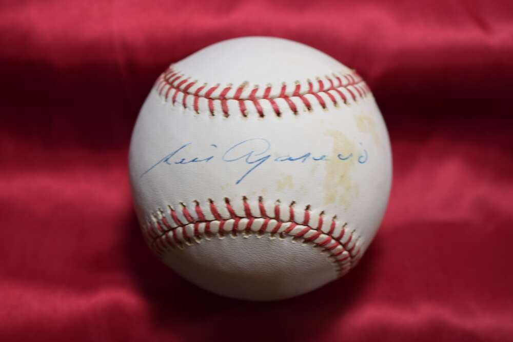 Luis Aparicio Autographed American League OAL Signed Baseball