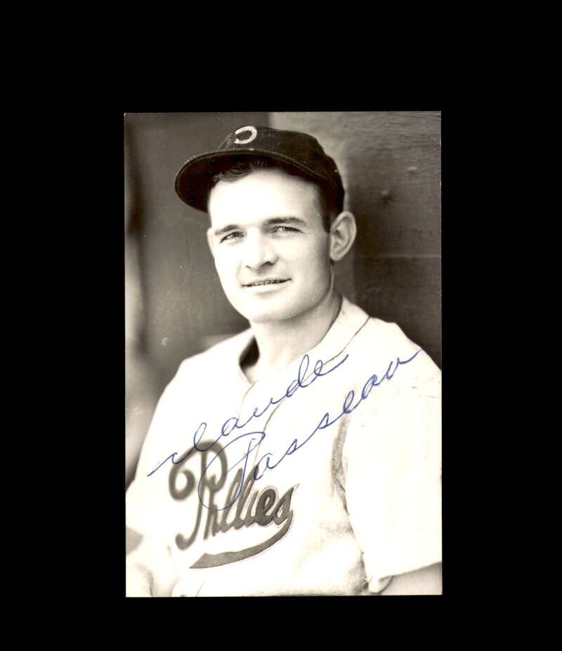 Claude Passeau Signed Photo Postcard Philadelphia Phillies Autograph