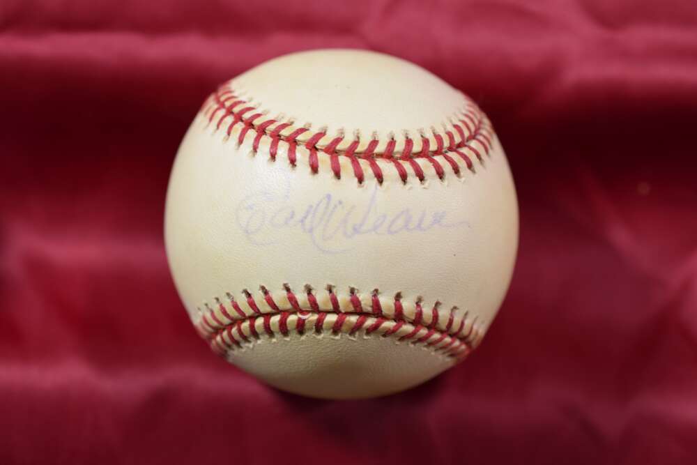 Earl Weaver Autograph American League OAL Signed Baseball
