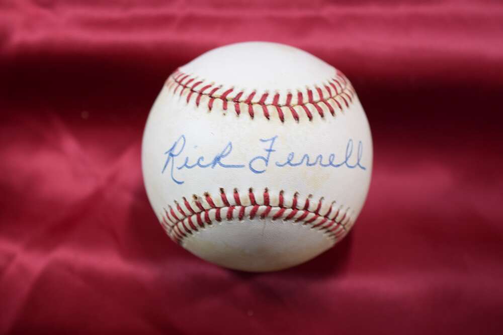 Rick Ferrell Autograph American League OAL Signed Baseball