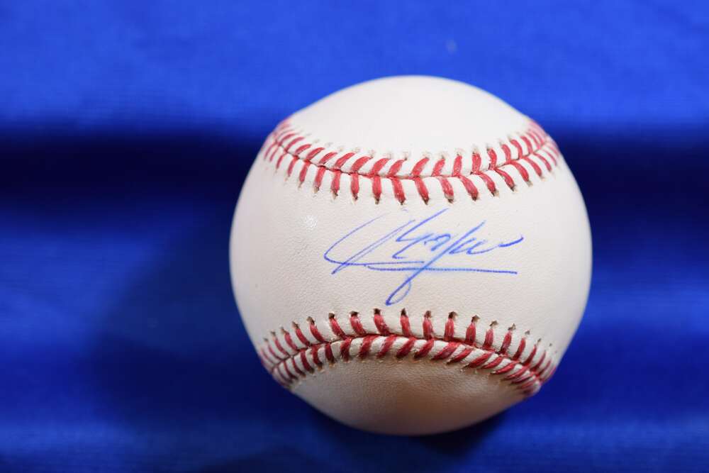 Aroldis Chapman MLBAuthentic COA Autographed Major League Signed OML Baseball