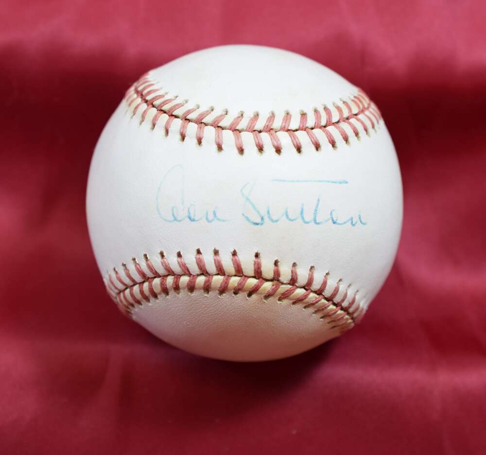 Don Sutton Autograph American League OAL Signed Baseball