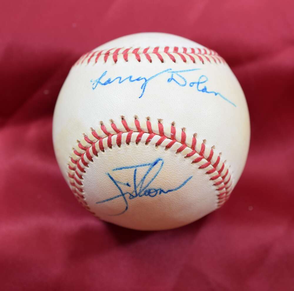 Larry Dolan Jim Thome Autograph American League OAL Signed Baseball