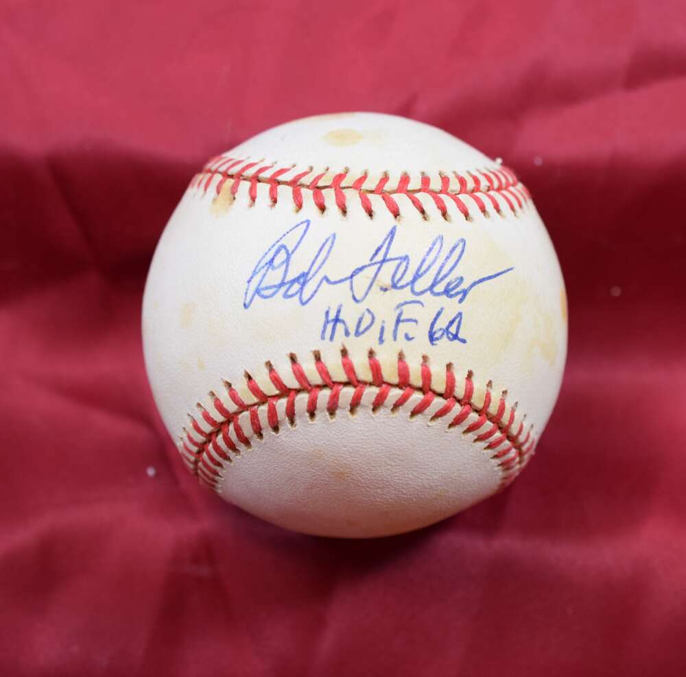 Bob Feller Autograph American League OAL Signed Baseball HOF 62