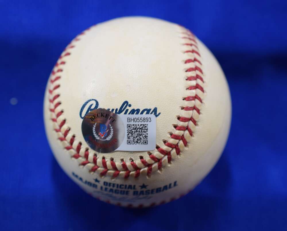 Brooks Robinson Beckett BAS Autograph Major League OML Signed Baseball HOF 83