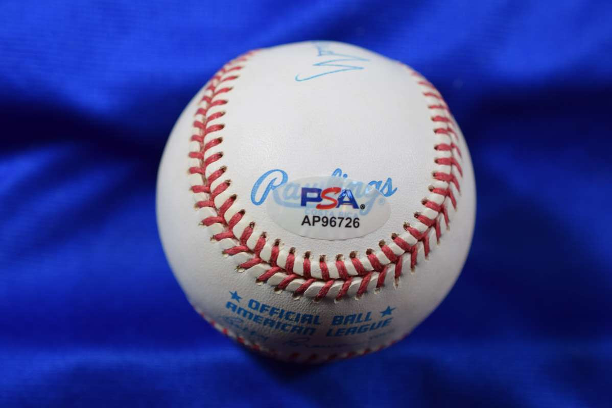Brooks Robinson PSA DNA Autograph American League OAL Signed Baseball Orioles