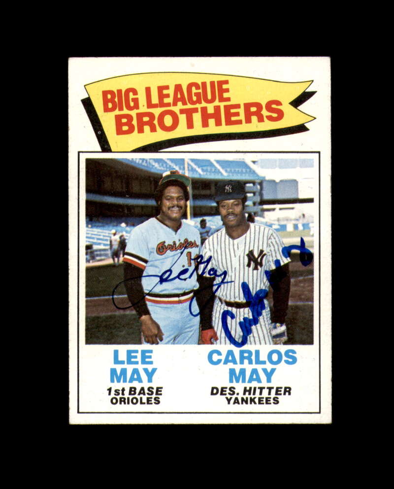 Lee &amp; Carlos May Signed 1977 Topps Brothers Orioles Yankees Autograph