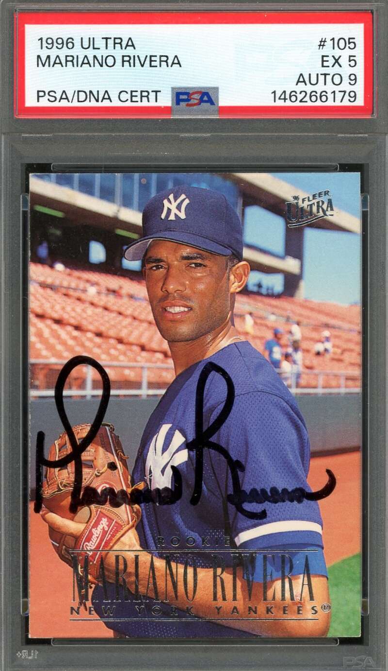 Mariano Rivera Mint 9 PSA DNA Signed 1996 Fleer Ultra Autograph Yankees