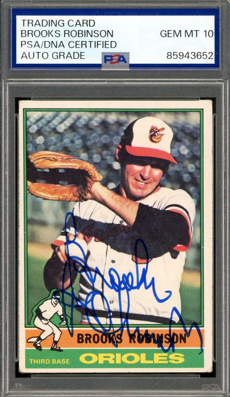 Brooks Robinson Gem Mint 10 PSA DNA Signed 1976 Topps Autograph