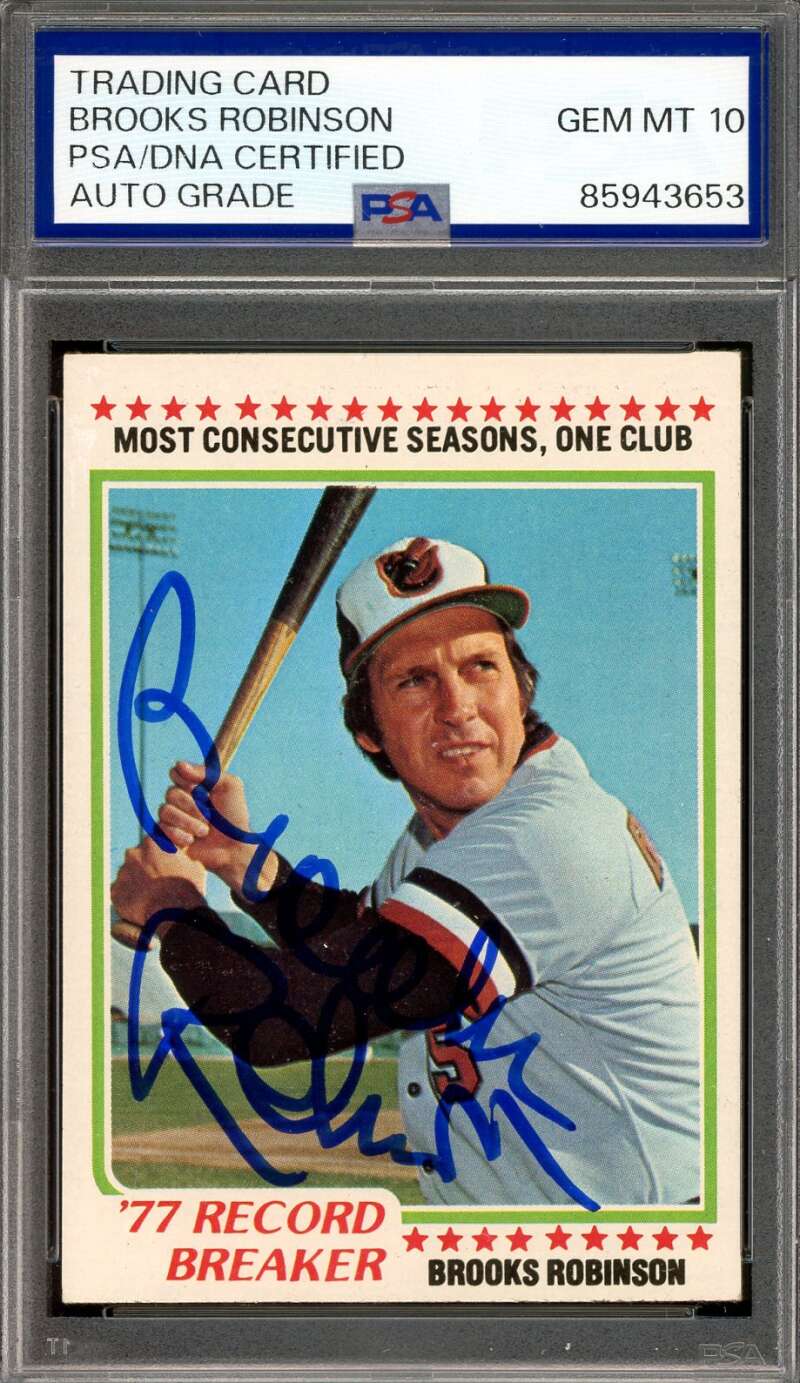 Brooks Robinson Gem Mint 10 PSA DNA Signed 1978 Topps 1977 Record Breaker Autograph