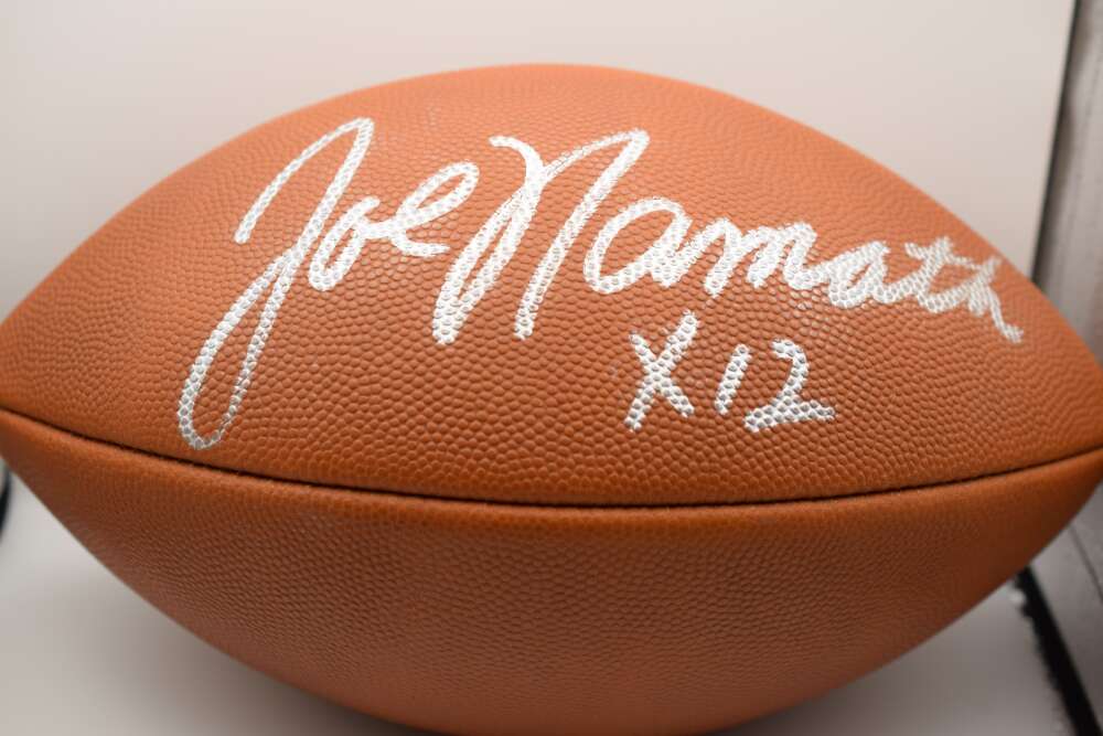 Joe Namath JSA Coa Autograph NFL Football Signed