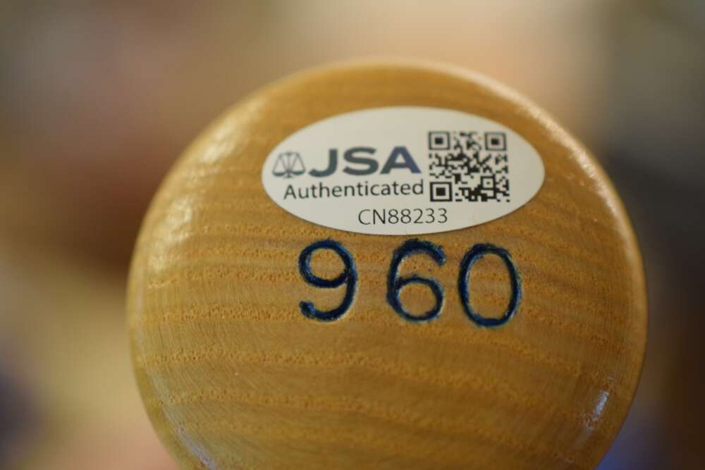 Pee Wee Reese JSA Coa Autograph Cooperstown Bat Signed