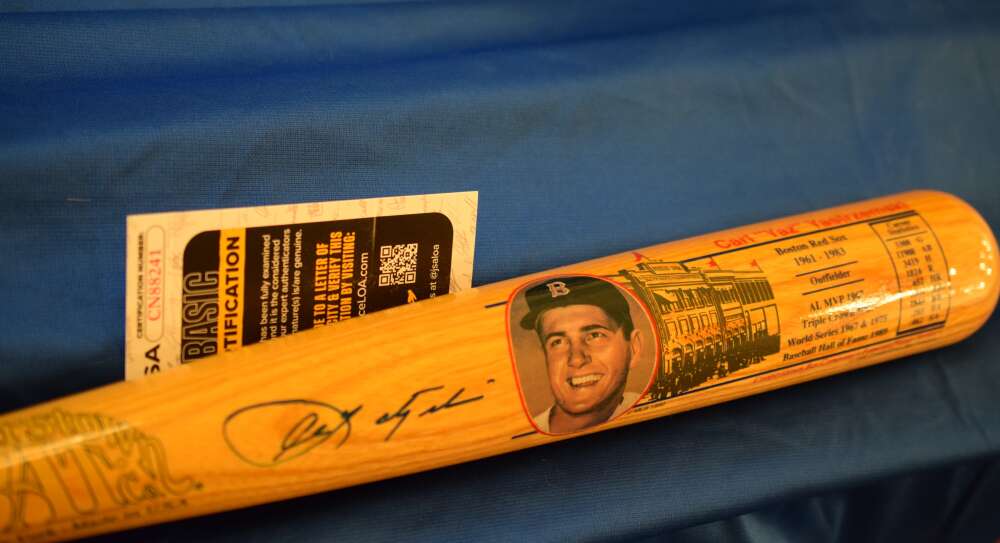 Carl Yastrzemski JSA Coa Autograph Cooperstown Bat Signed