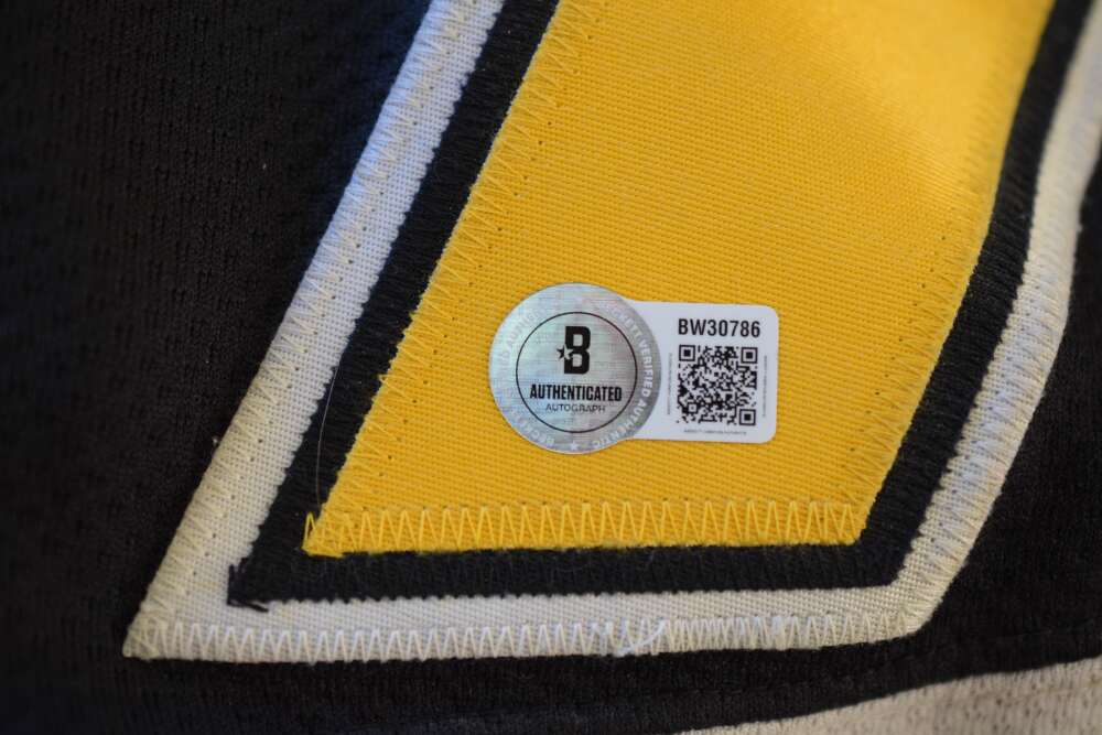 Ray Bourque Beckett BAS Autograph Bruins Jersey Signed