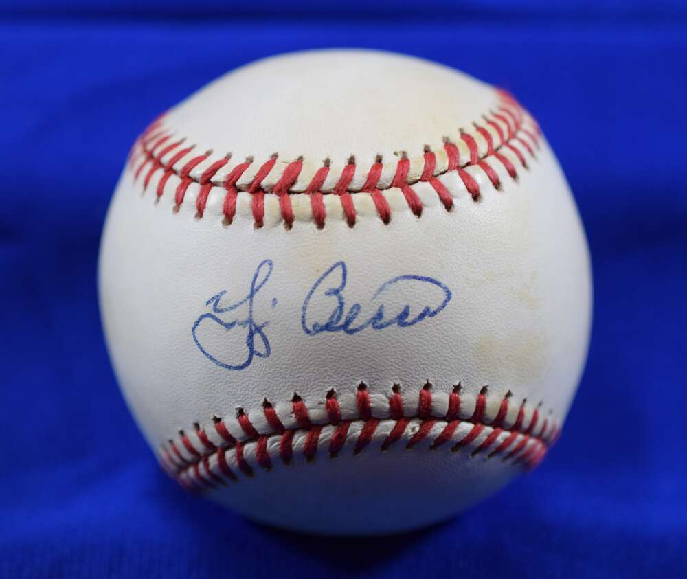 Yogi Berra PSA DNA Autograph National League Signed Baseball ONL