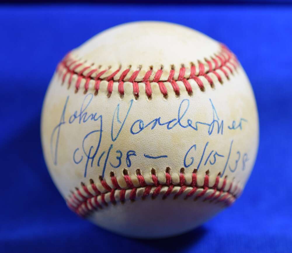 Johnny Vander Meer PSA DNA Autograph National League Signed Baseball ONL 6/11/38-6/15/38