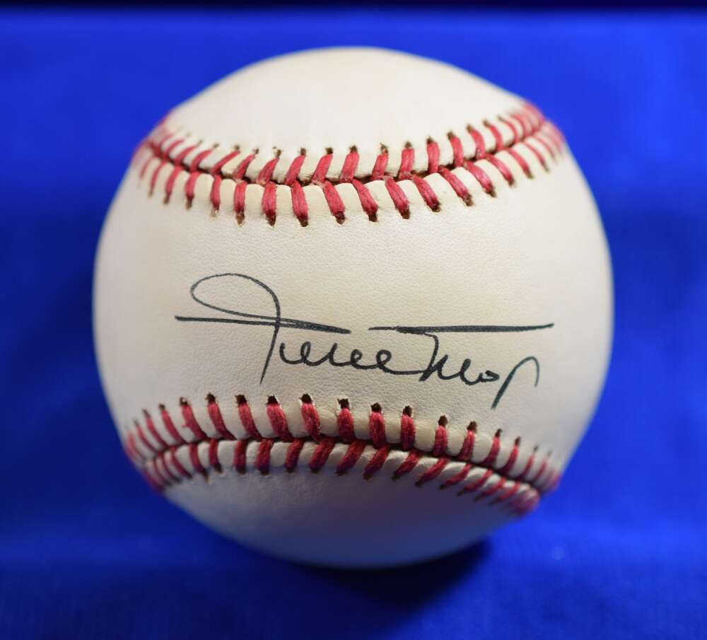 Willie Mays PSA DNA Autograph National League Signed Baseball ONL