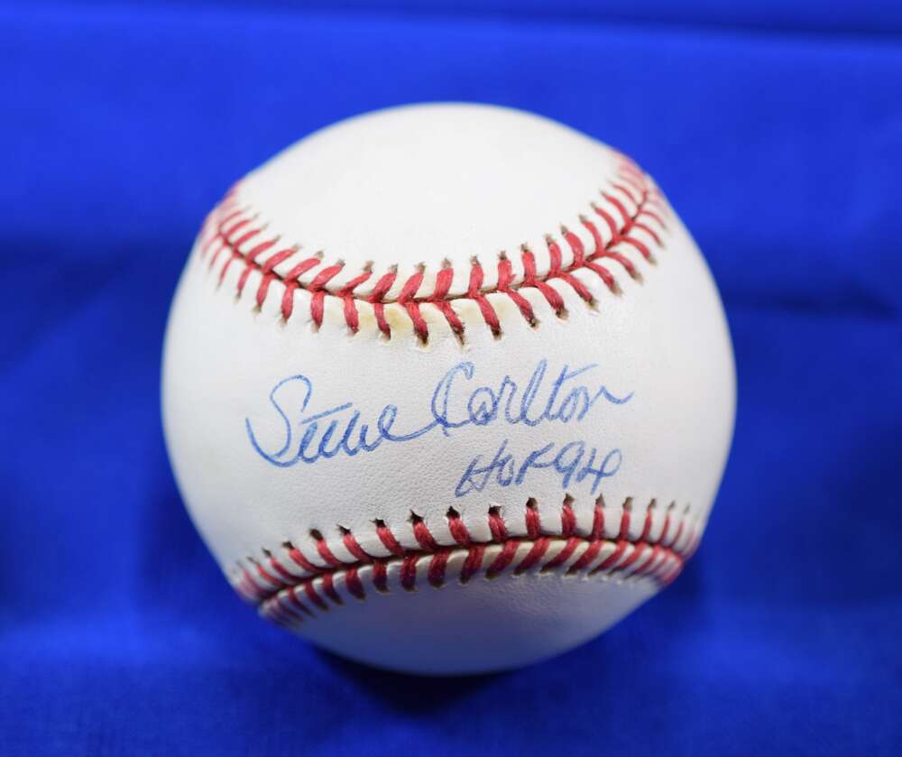Steve Carlton PSA DNA Autograph National League Signed Baseball ONL HOF 94