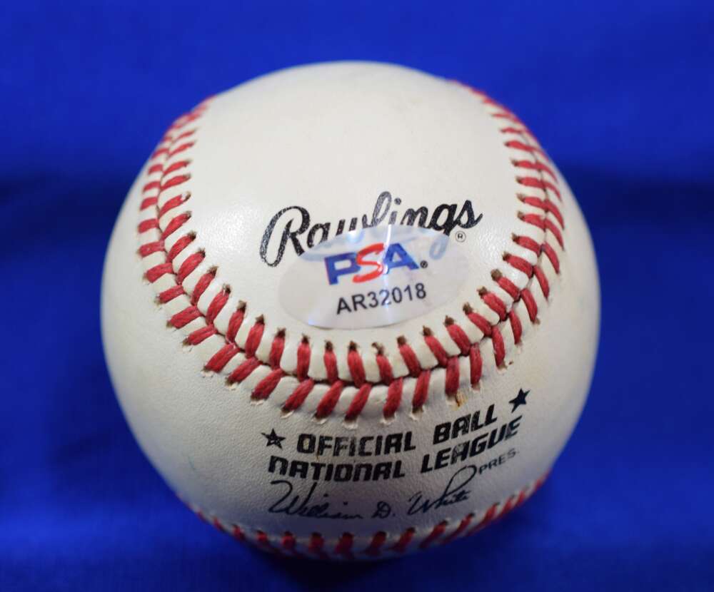Yogi Berra PSA DNA Autographed National League Signed Baseball ONL