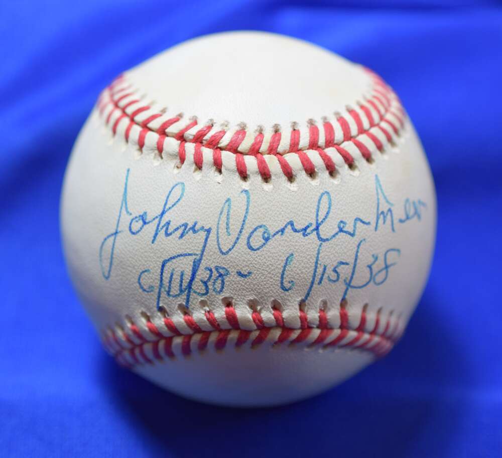 Johnny Vander Meer PSA DNA Autographed National League Signed Baseball ONL 6/11/38-6/15/38