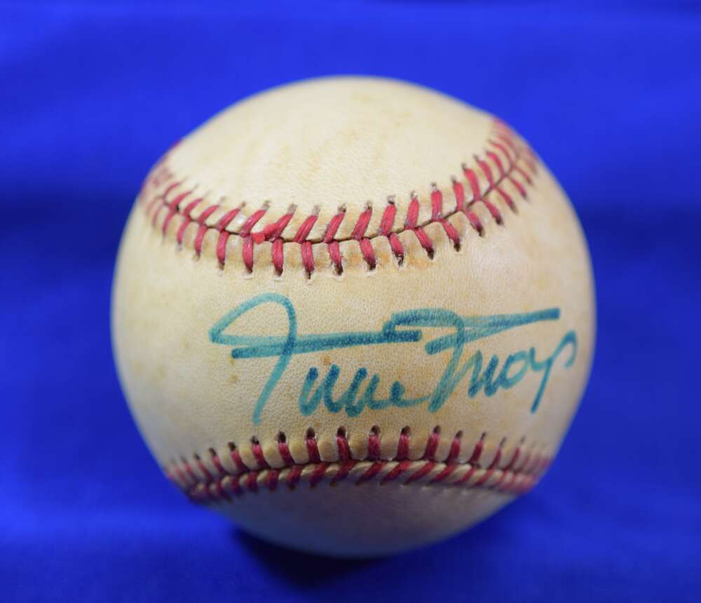 Willie Mays PSA DNA Autograph National League Feeney Signed Baseball ONL