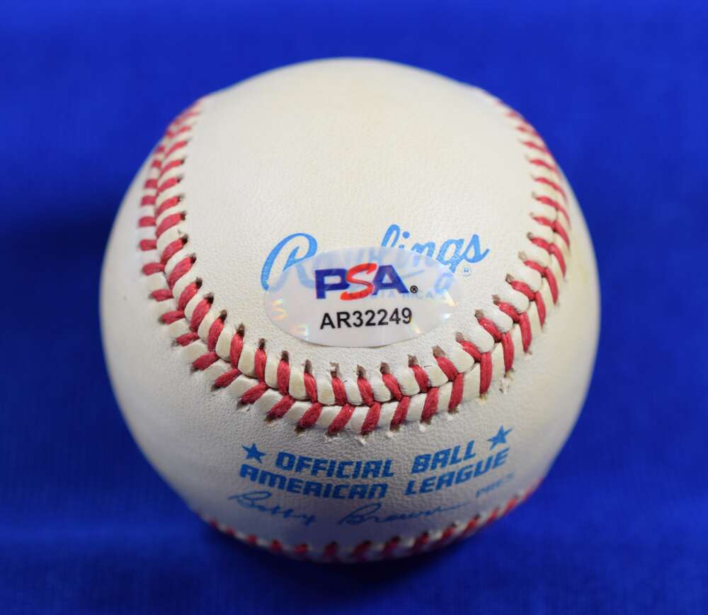 Yogi Berra PSA DNA Autograph American League Signed Baseball OAL