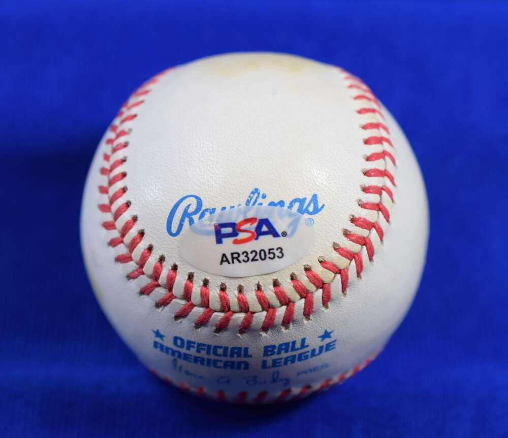 Yogi Berra PSA DNA Autograph American League Signed Baseball OAL 1