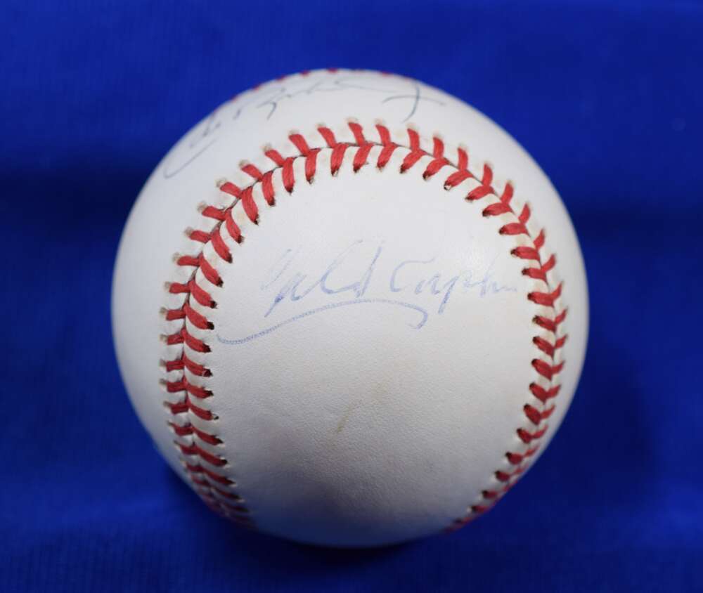 Cal Ripken Jr Sr Frank Robinson PSA DNA Autograph American League Signed Baseball OAL