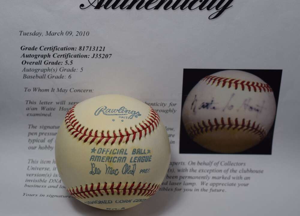 Waite Hoyt PSA DNA Loa Auto American League MacPhail Signed Baseball OAL