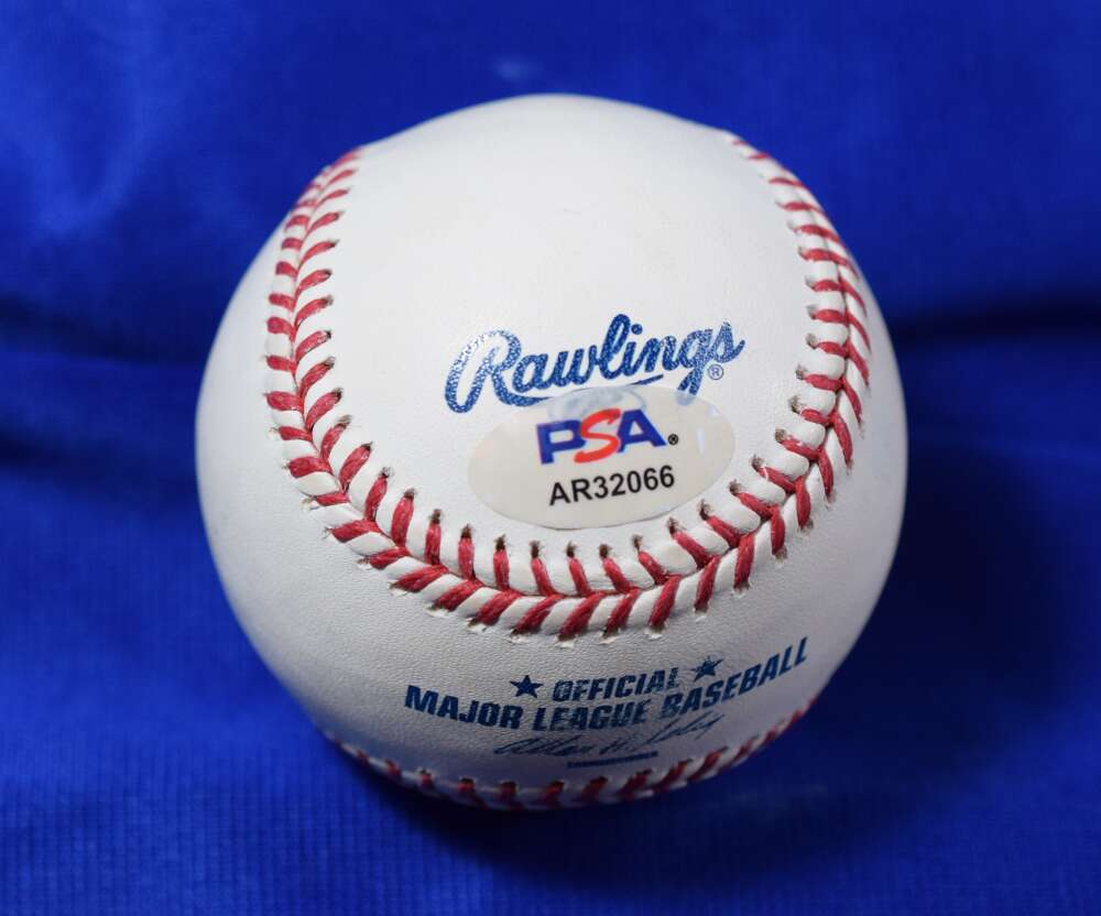 Buster Posey PSA DNA Autograph Major League Signed Baseball OML