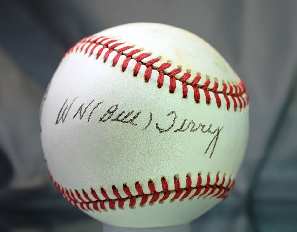 Bill Terry Signed Psa/dna Certed National League Baseball Autograph