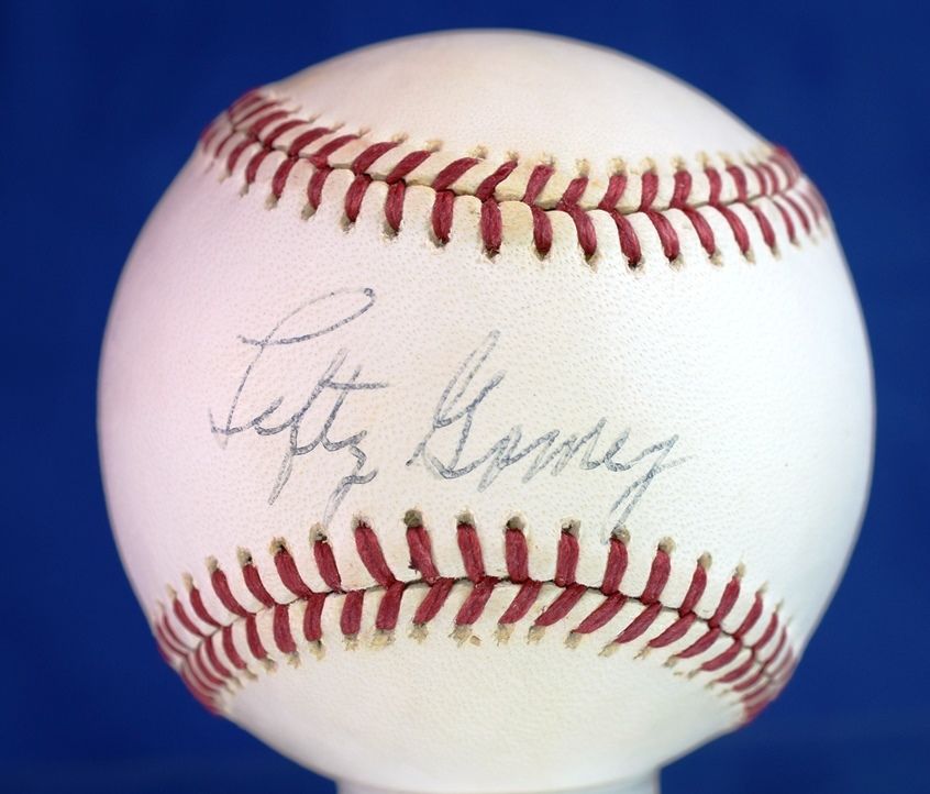 Lefty Gomez Psa/dna Authentic Signed American League Baseball Autograph